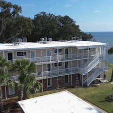 Three-Story-Condominum-Complex-Cleaning-in-Pensacola-Florida 3